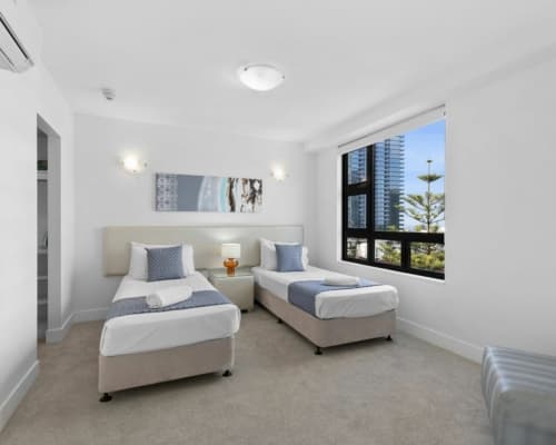 broadbeach-2-bedroom-holiday-accommodation(4)