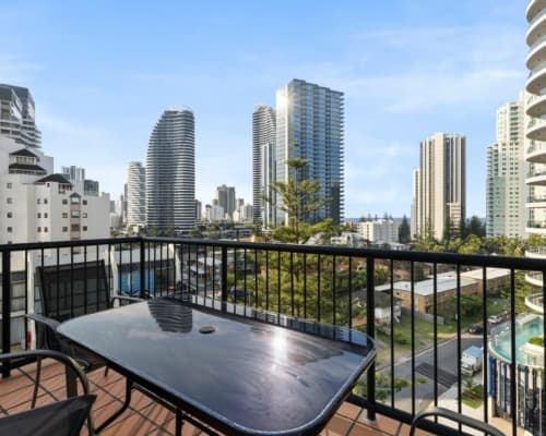 broadbeach-2-bedroom-holiday-accommodation(8)